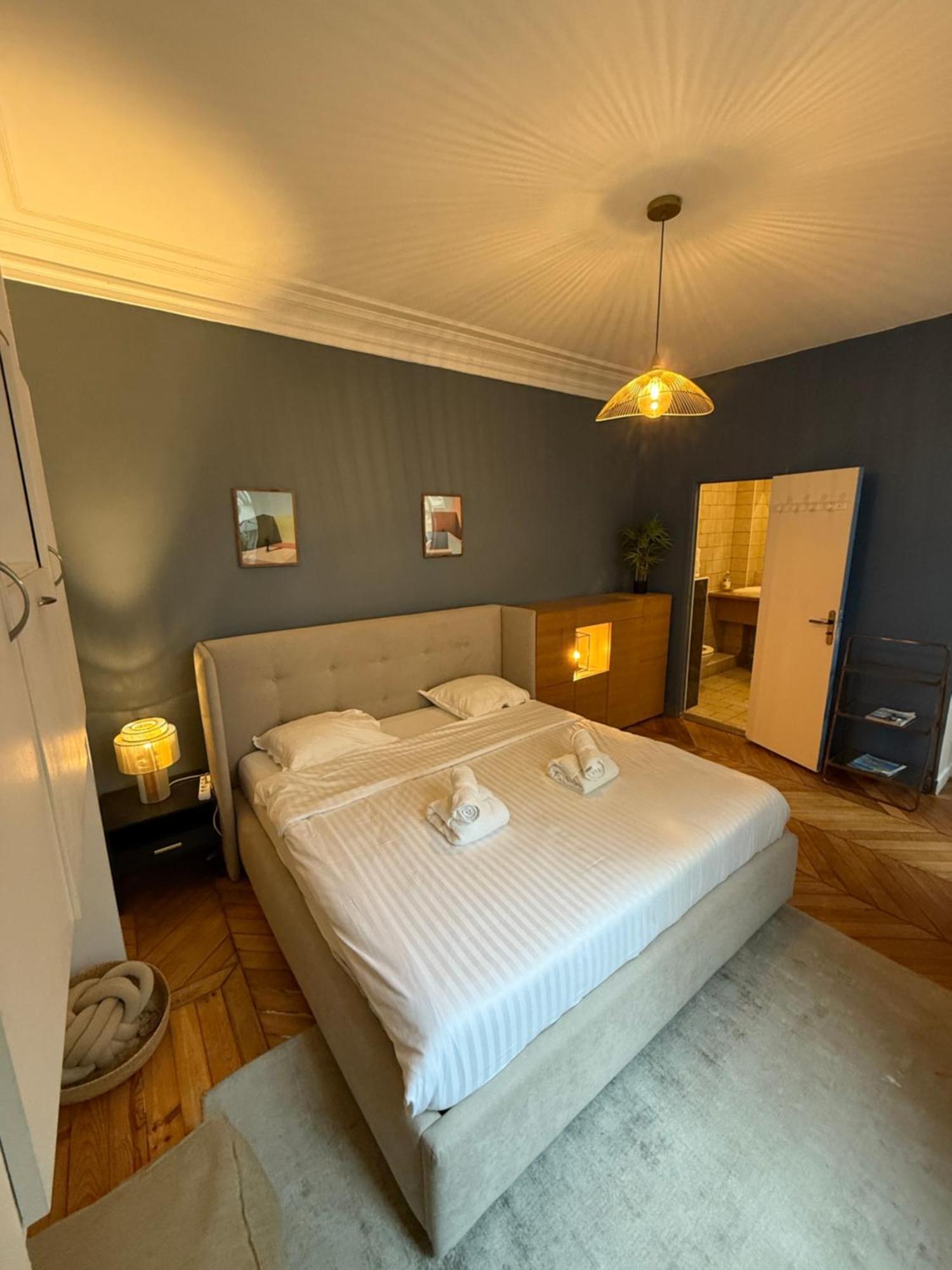Canal Saint Martin Apartments Париж Екстериор снимка