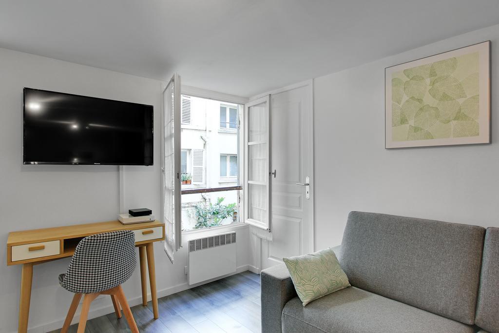 Canal Saint Martin Apartments Париж Екстериор снимка